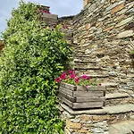 D'hotes Et De Charme - A Mandria Bed & Breakfast