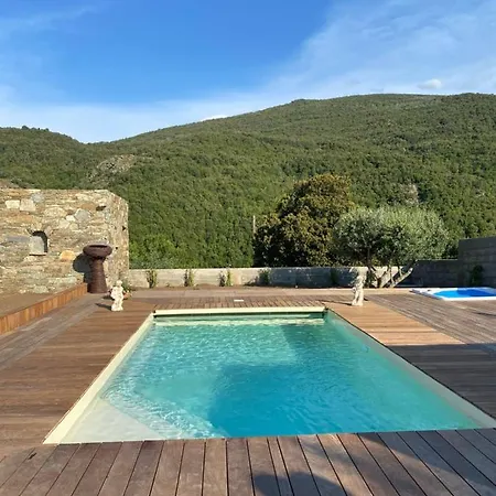 D'hotes Et De Charme - A Mandria Bed & Breakfast