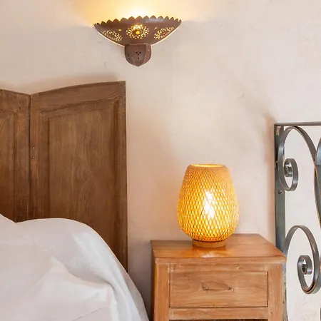 D'hotes Et De Charme - A Mandria Frühstückspension 4*