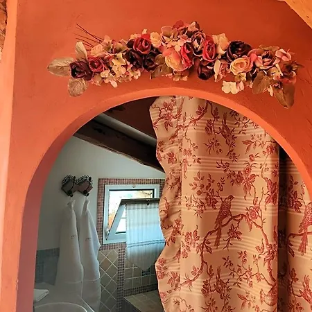 D'hotes Et De Charme - A Mandria Bed & Breakfast 4*