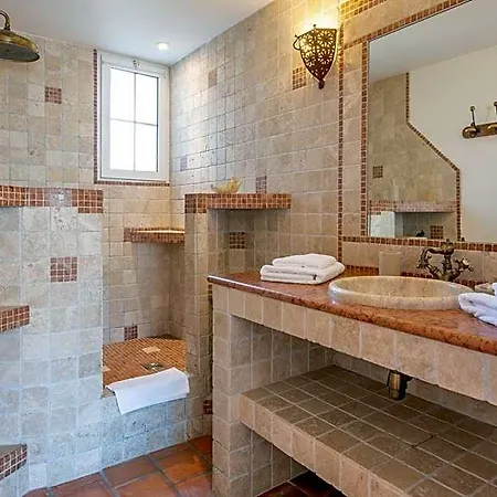 D'hotes Et De Charme - A Mandria 4* Murato