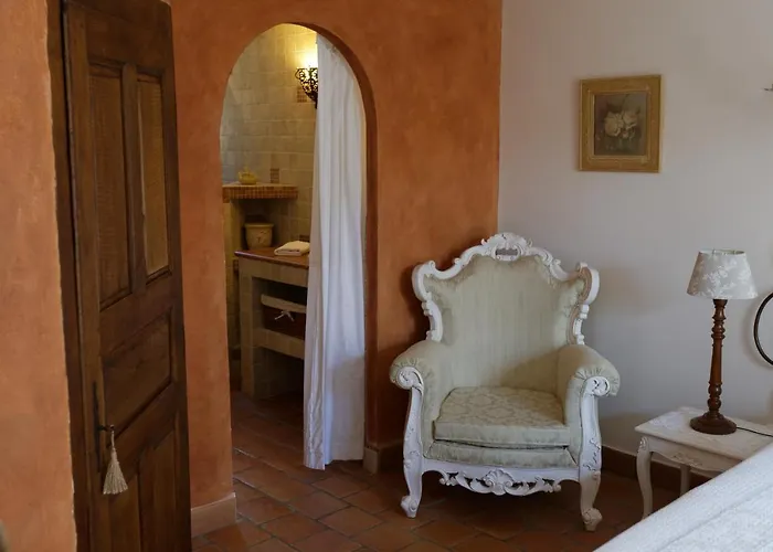 Couette-café D'hôtes Et De Charme - A Mandria Murato