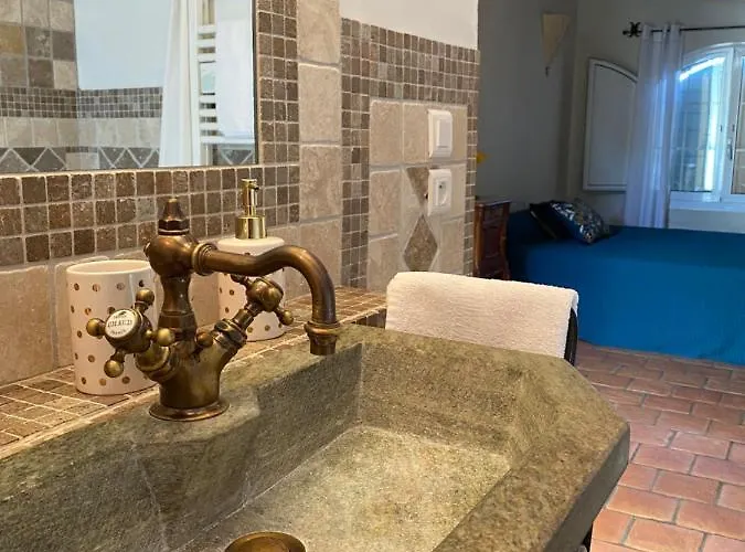 D'hotes Et De Charme - A Mandria Frühstückspension