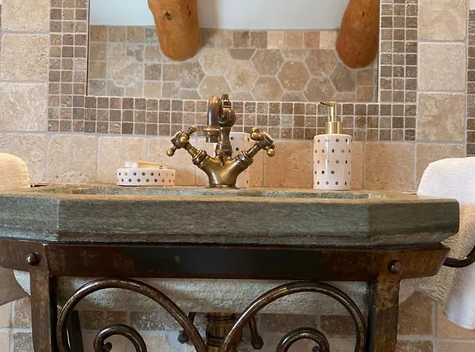 Panzió D'hotes Et De Charme - A Mandria