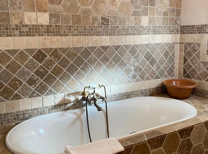 D'hôtes Et De Charme - A Mandria Couette-café