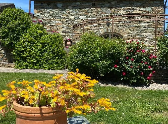 D'hotes Et De Charme - A Mandria Panzió Murato